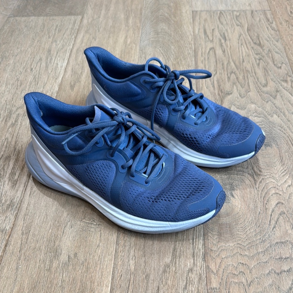 Lululemon Blissfeel Womens Running Shoe Water Drop / White / Blue Linen Size 7.5
